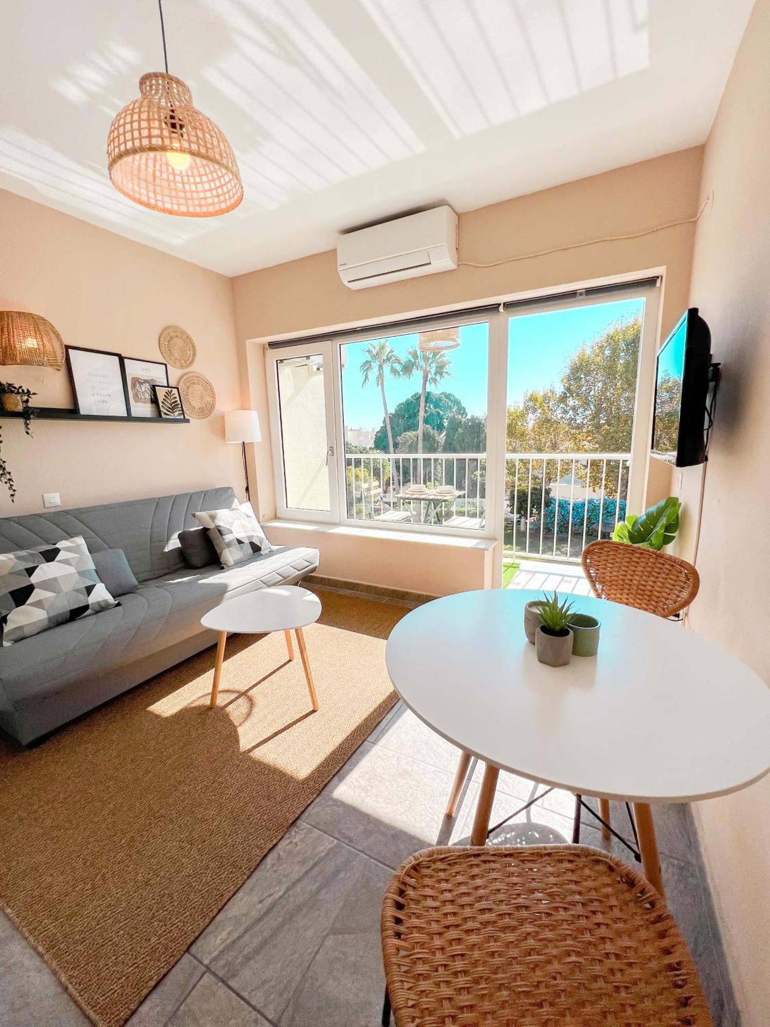 Appartamento Cozy & Sunny Carihuela Park Torremolinos Esterno foto